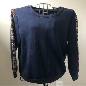 Blush Pullover Sweatshirt - Large